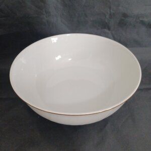 Mikasa Wedding Band Gold Round Vegetable Serving Bowl 8.5"Wide 3"H White Swirl